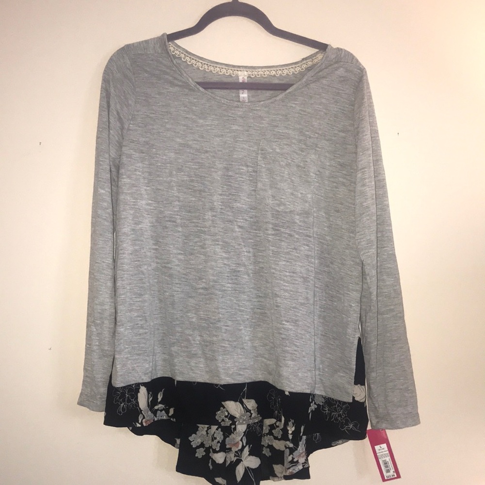 Xhilaration Long Sleeve Casual Top